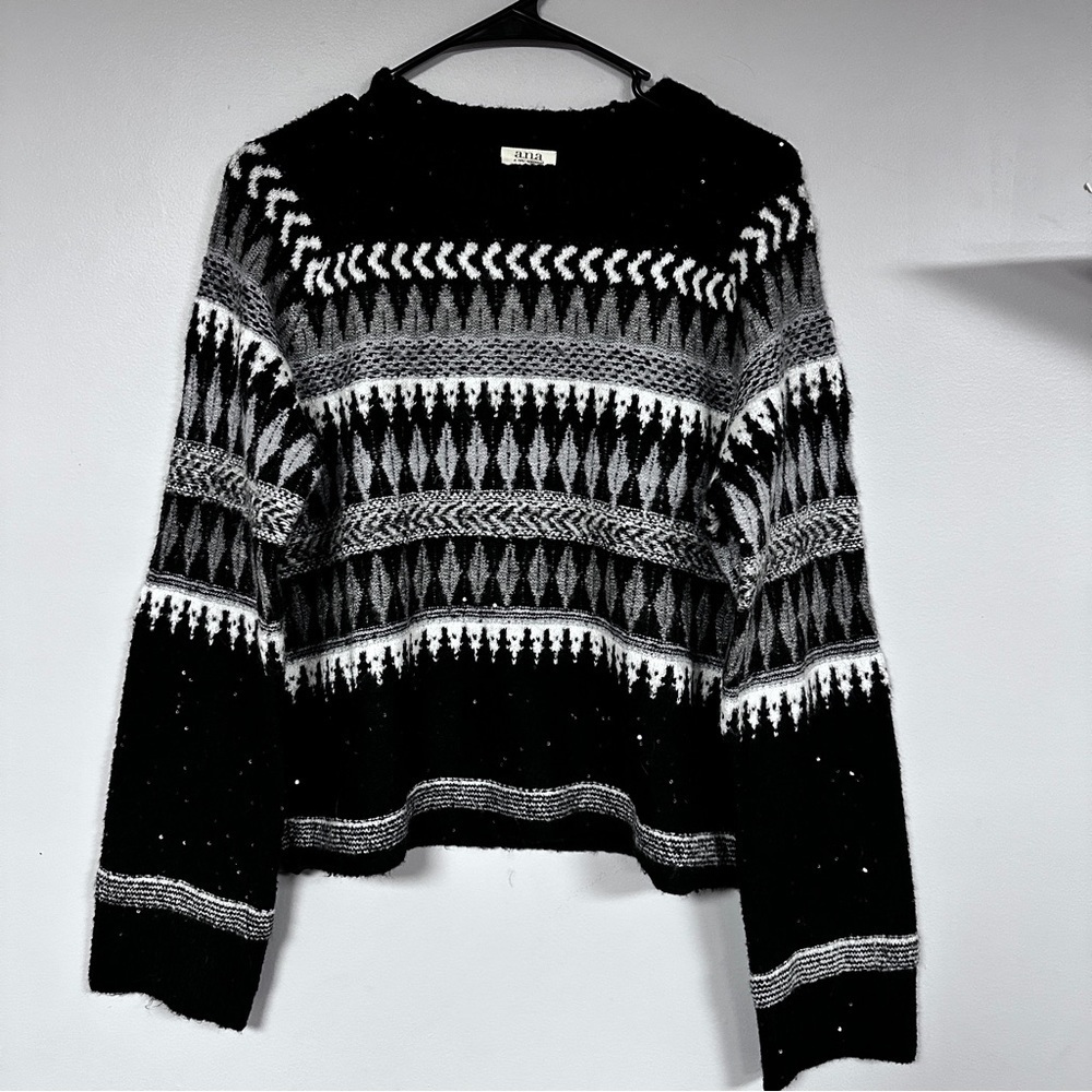 ANA A New Approach Soft Nordic Look Sweater Black /White / Gray, Tiny Sequins, M